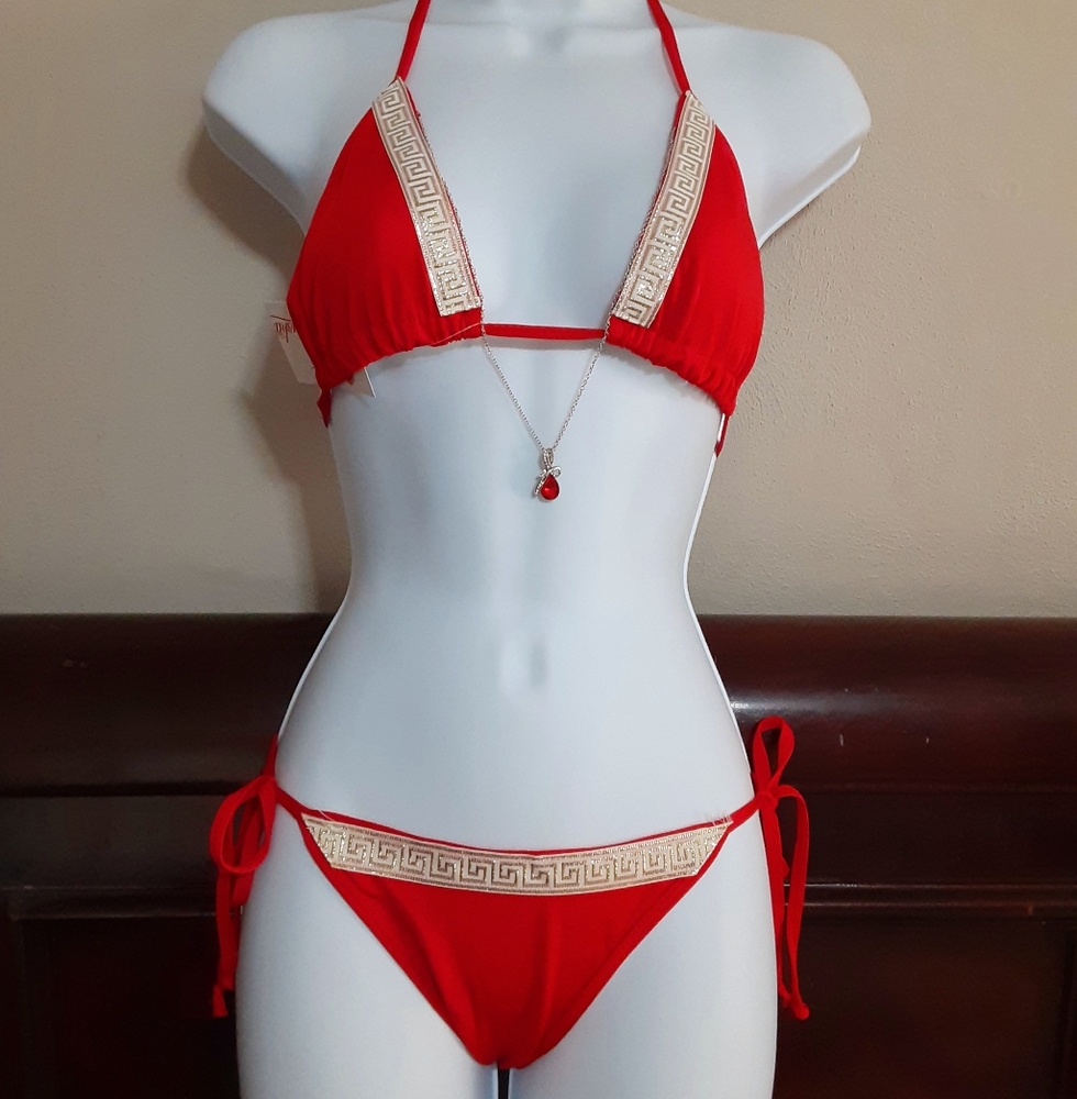 Beautiful bikinis set.